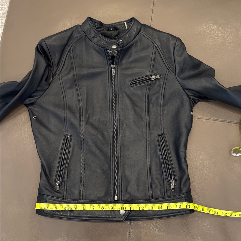Women's Black Leather Jacket - Picture 7 of 8